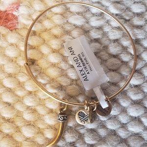 Alex and Ani Jewelry - NWT Alex and Ani Horn Charm Bracelet Alex and Ani Jewelry - NWT Alex and Ani Horn Charm Bracelet